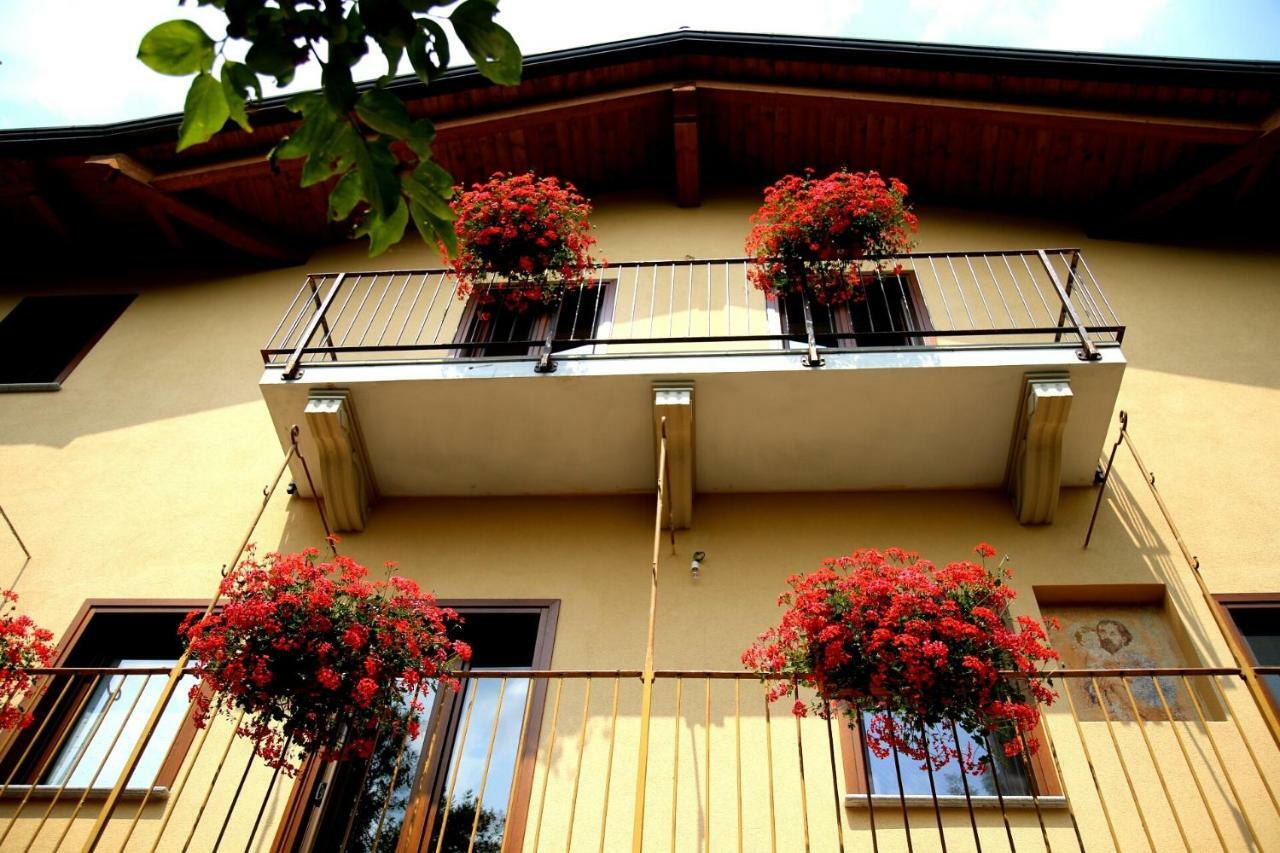 קאסטלמונטה La Bella Dormiente B&B מראה חיצוני תמונה