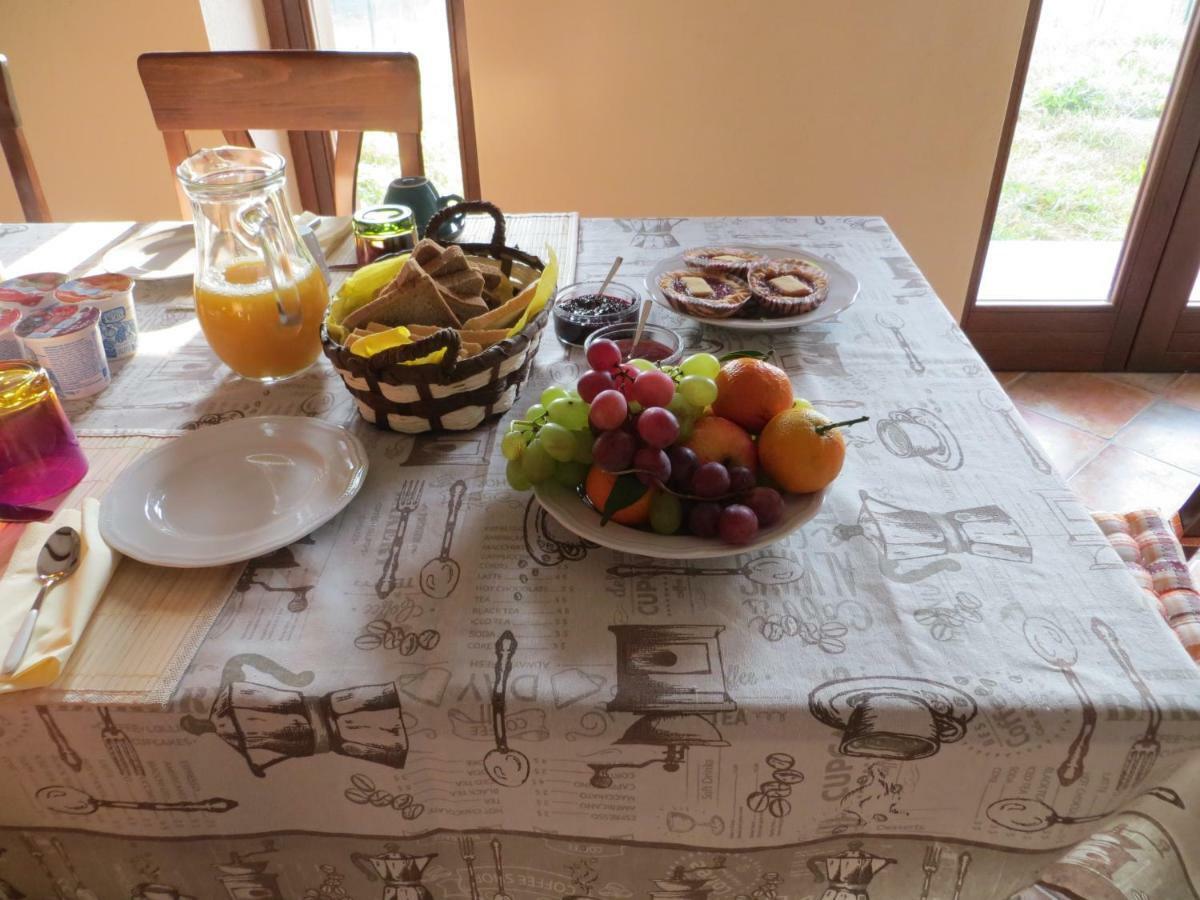 קאסטלמונטה La Bella Dormiente B&B מראה חיצוני תמונה